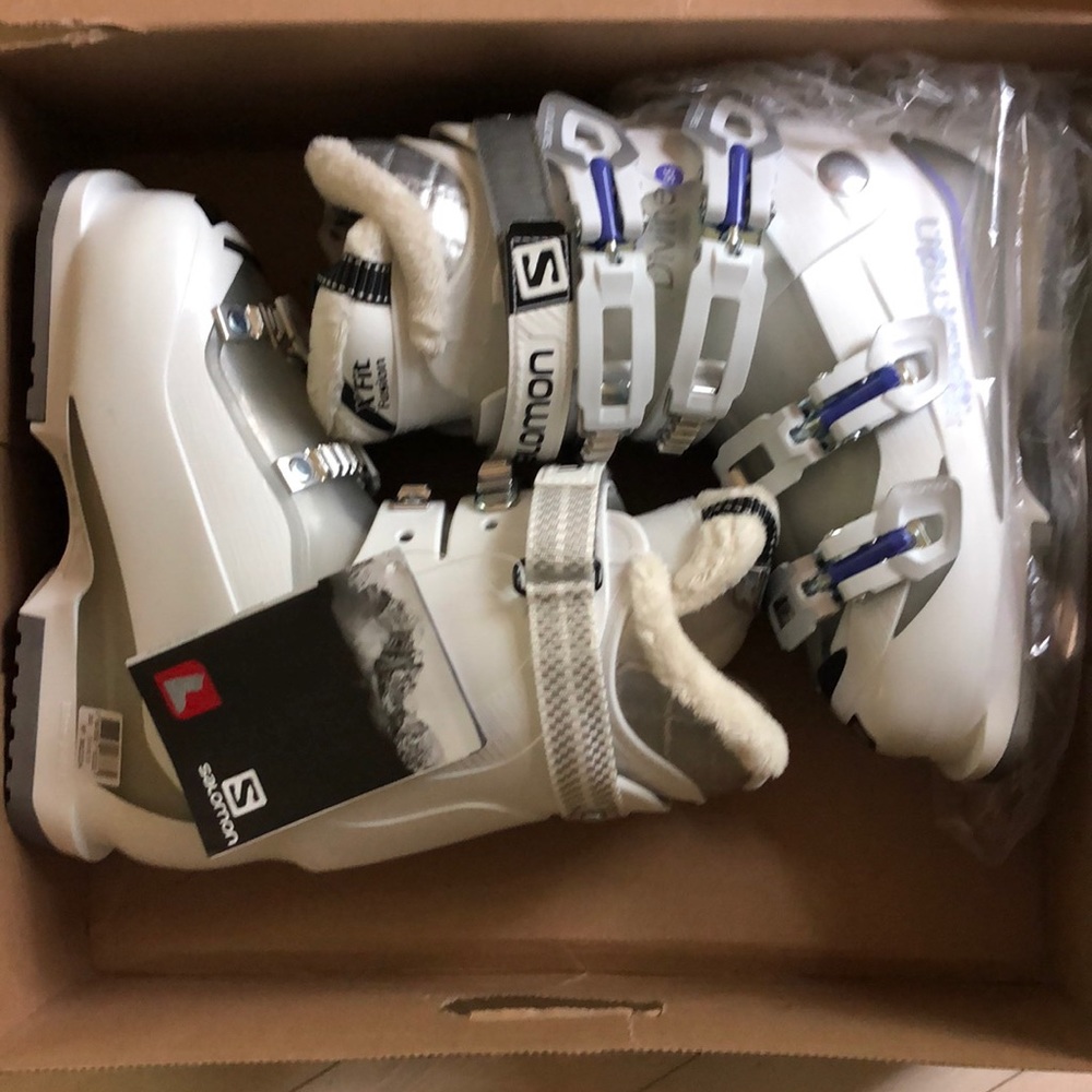 Soloman Ski Boots